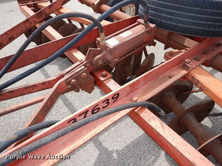 image for item NU9210 Ag implements