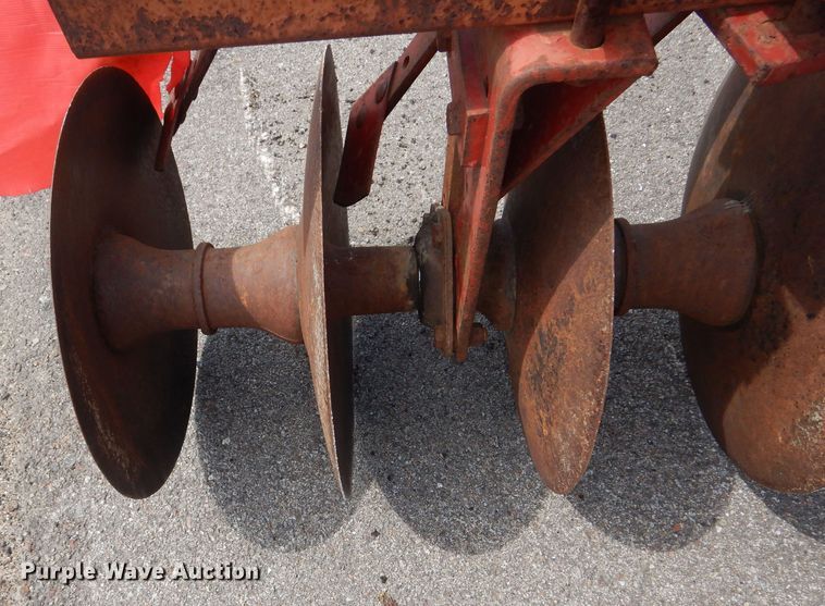 image for item NU9210 Ag implements