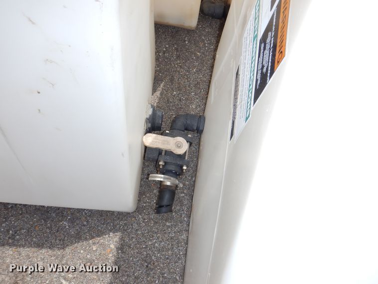 image for item NU9212 (4) 90 gallon poly de-icer tanks