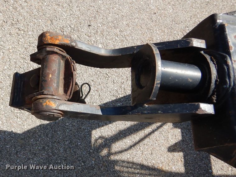 image for item NU9213 Bush Hog 3715 batwing rotary mower