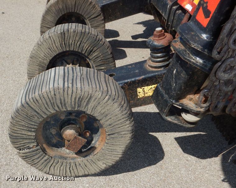 image for item NU9213 Bush Hog 3715 batwing rotary mower