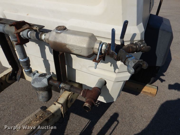 image for item NU9214 2006 Ingersoll Rand XP 185 air compressor