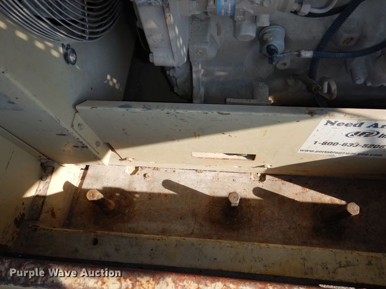 image for item NU9214 2006 Ingersoll Rand XP 185 air compressor