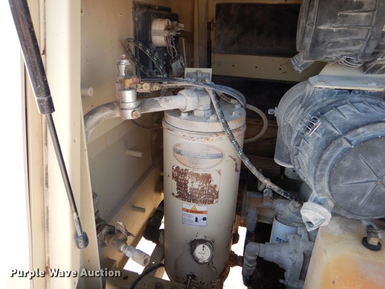 image for item NU9214 2006 Ingersoll Rand XP 185 air compressor