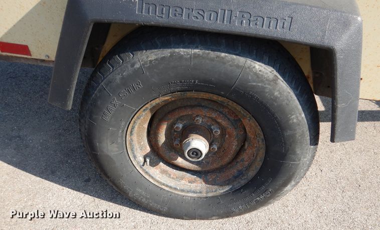 image for item NU9214 2006 Ingersoll Rand XP 185 air compressor