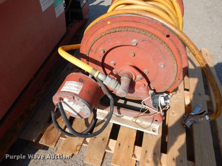 image for item NU9217 John Bean sprayer