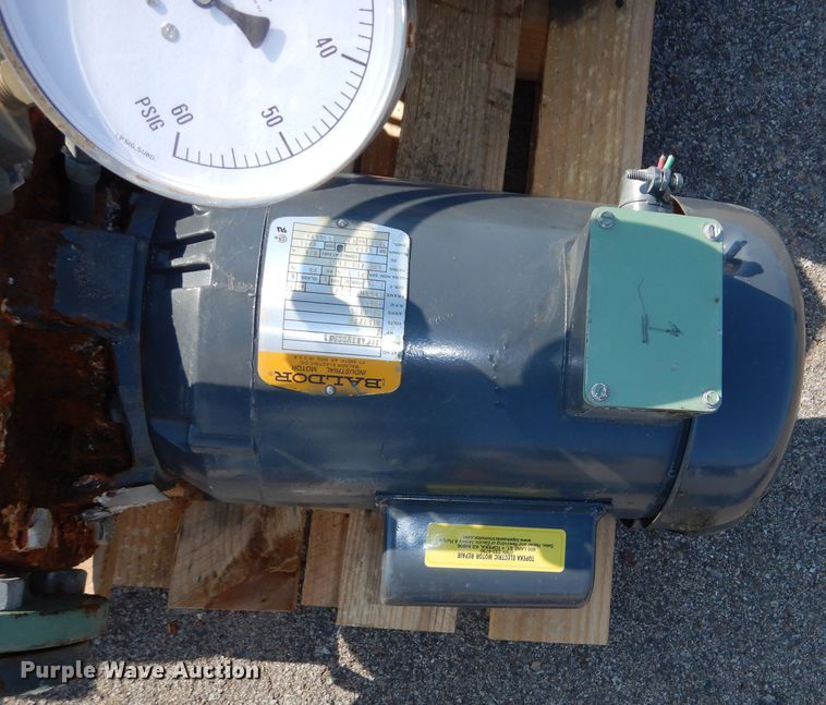 image for item NU9220 (4) water pumps