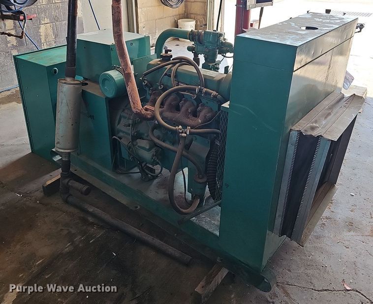 image for item NU9224 Onan 20.0 generator