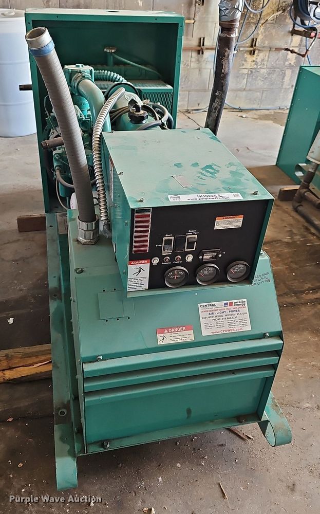 image for item NU9225 Onan 20 generator