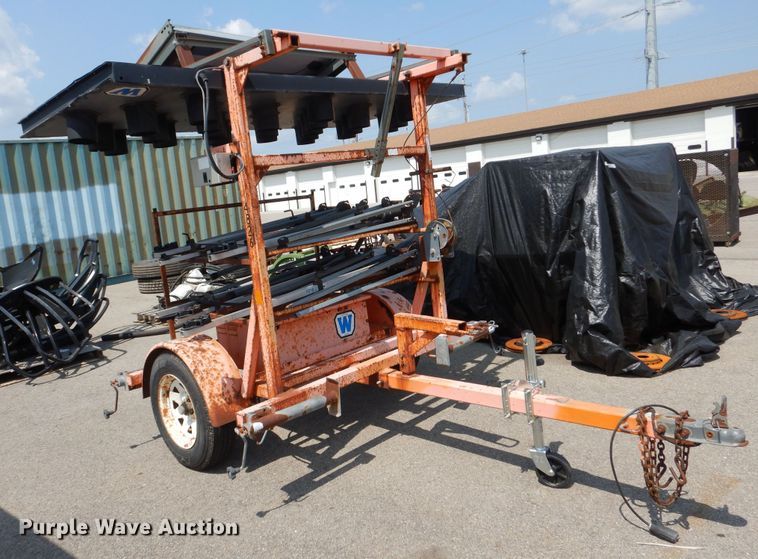 image for item NU9229 Wasco arrow board trailer