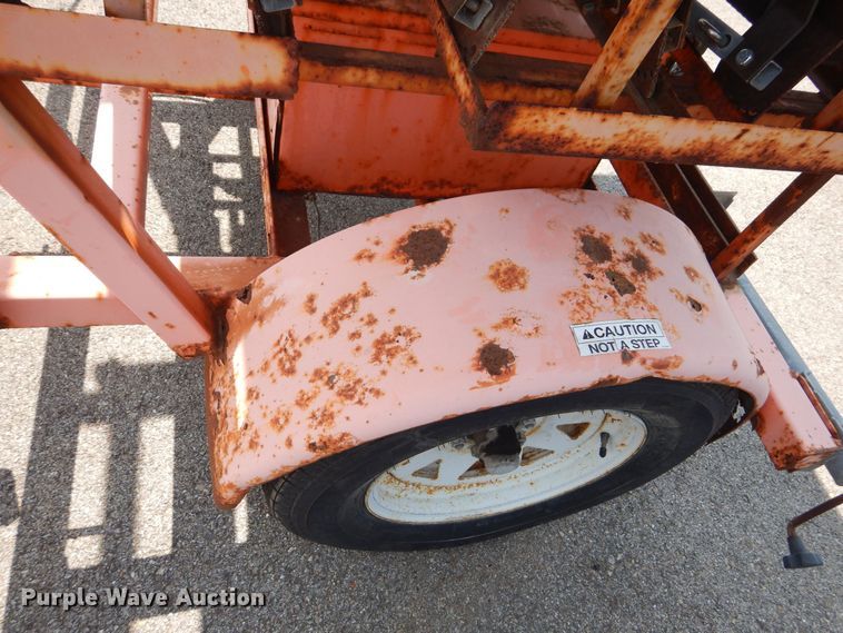 image for item NU9229 Wasco arrow board trailer