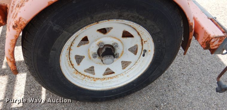 image for item NU9229 Wasco arrow board trailer