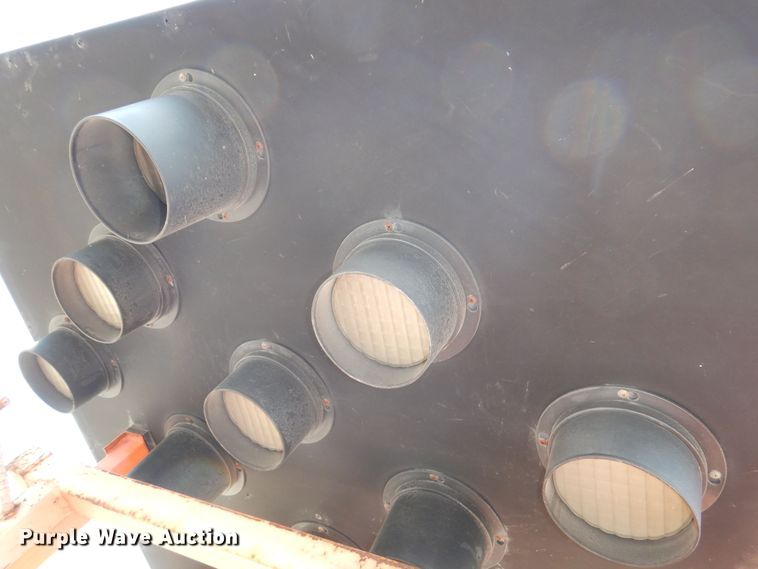 image for item NU9230 2014 K&K Systems arrow board trailer