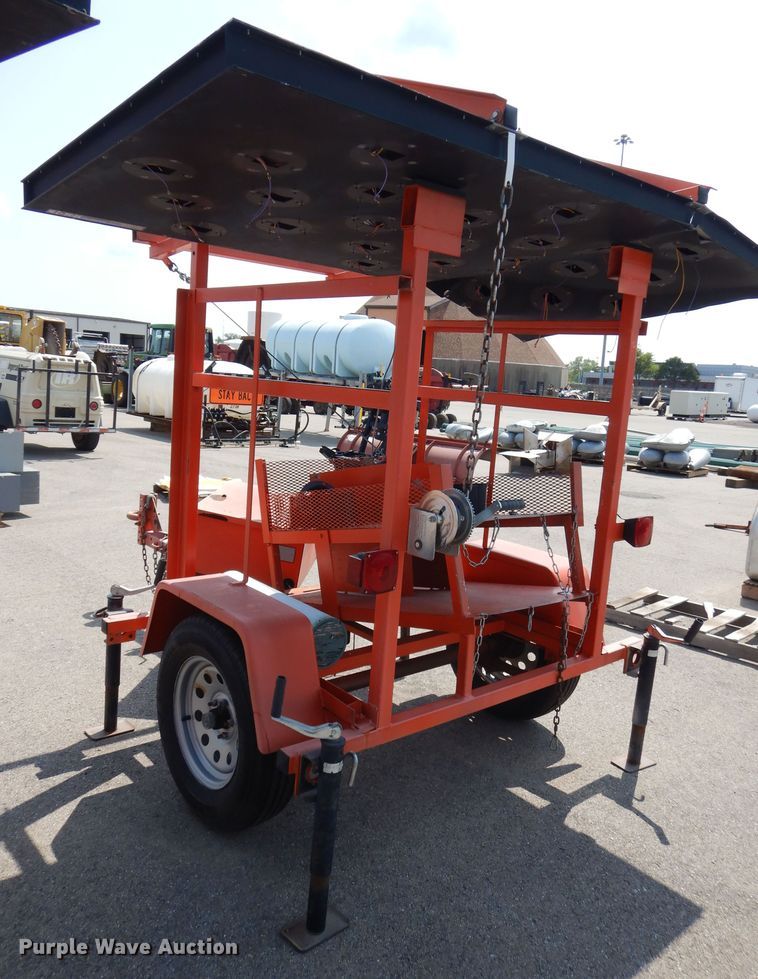 image for item NU9231 Arrow board trailer