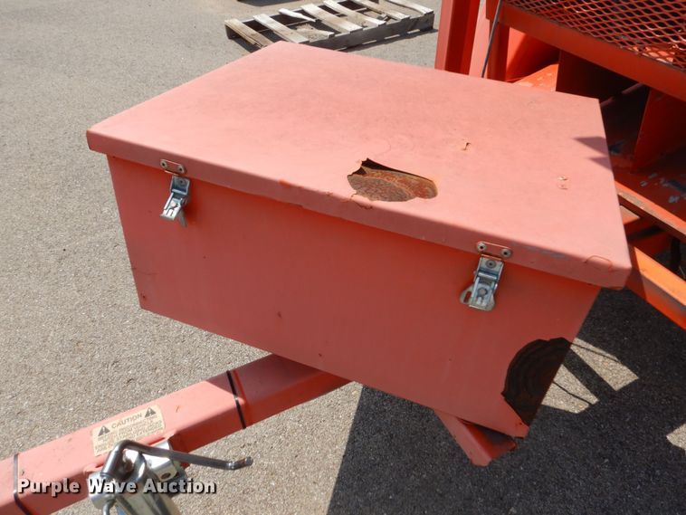 image for item NU9231 Arrow board trailer