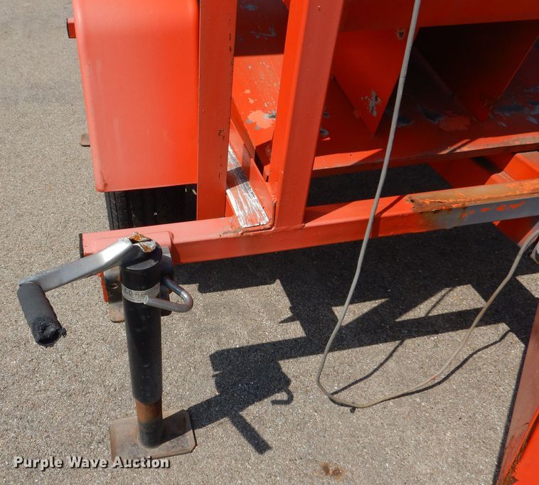 image for item NU9231 Arrow board trailer