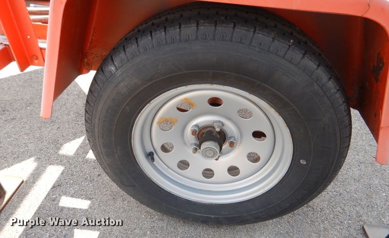 image for item NU9231 Arrow board trailer