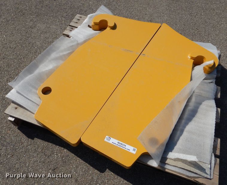 image for item NU9234 John Deere wheel loader arm weights