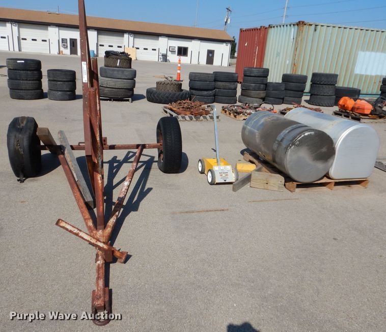 image for item NU9236 Road equipment