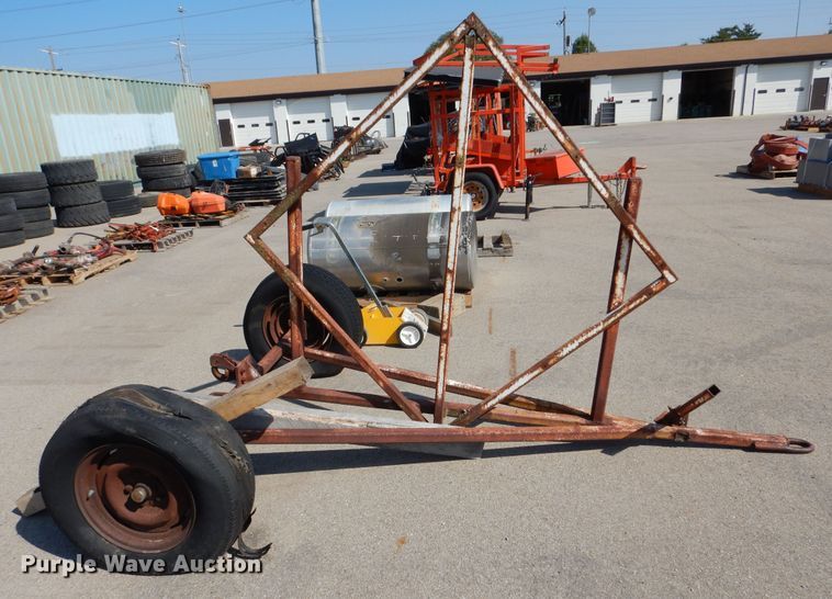 image for item NU9236 Road equipment