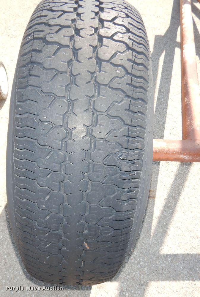 image for item NU9236 Road equipment