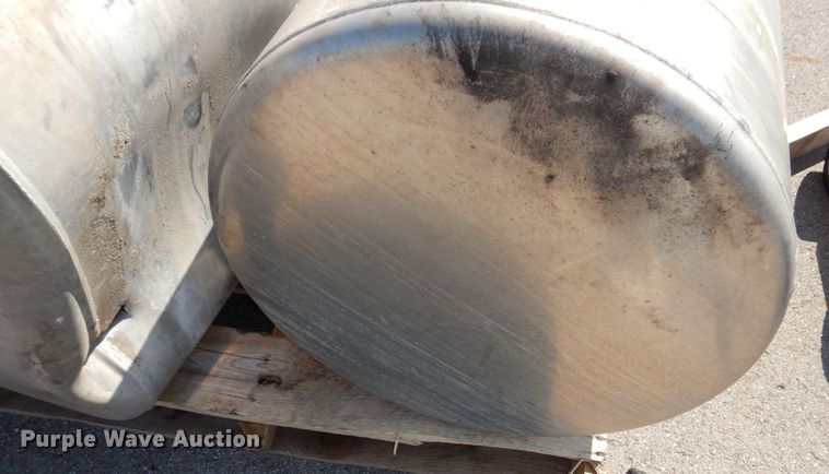 image for item NU9236 Road equipment