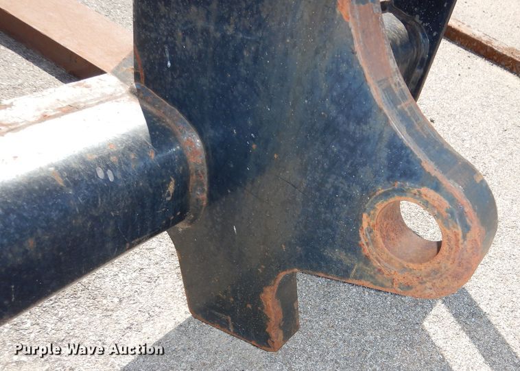 image for item NU9237 Caterpillar 60