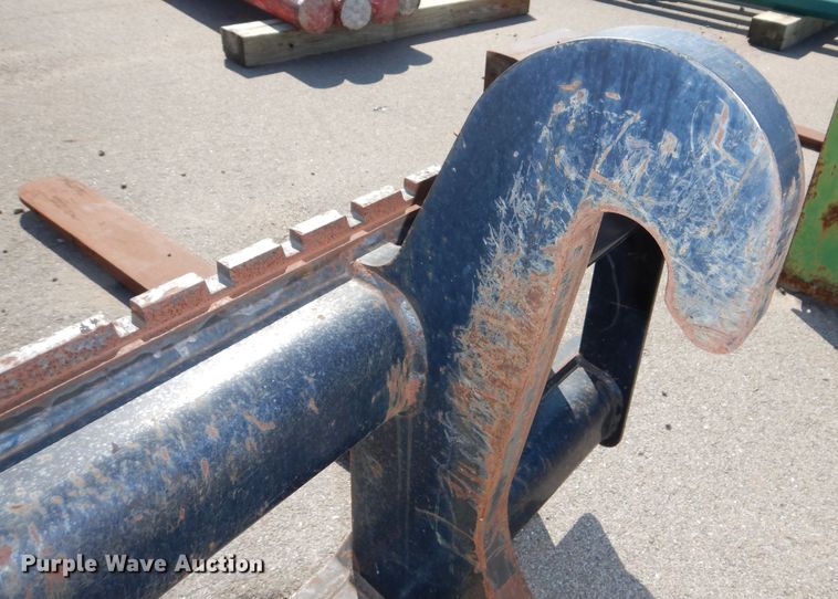 image for item NU9237 Caterpillar 60