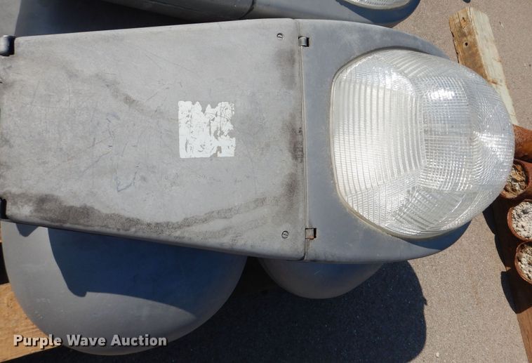 image for item NU9242 (4) street lights