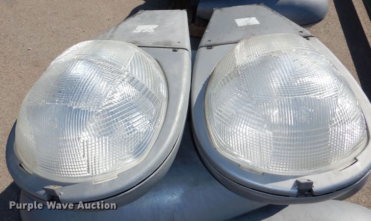 image for item NU9244 (4) lights