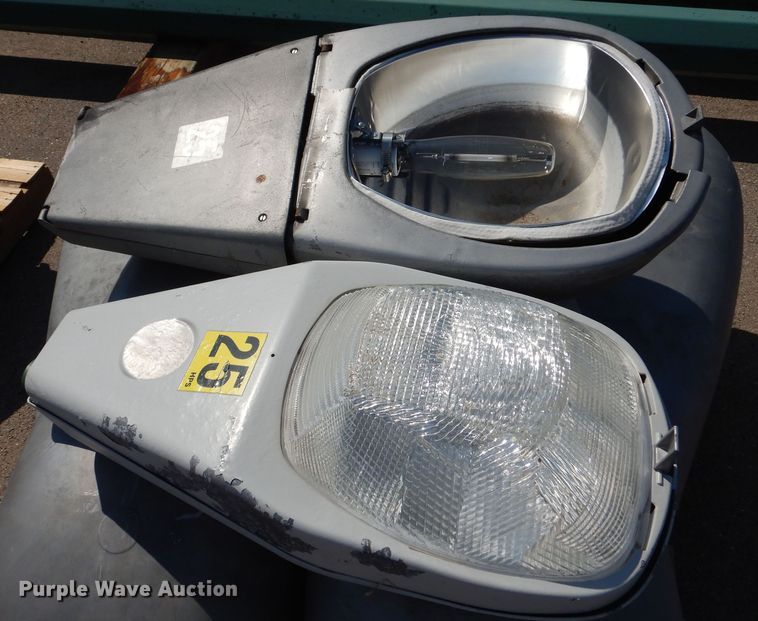 image for item NU9244 (4) lights