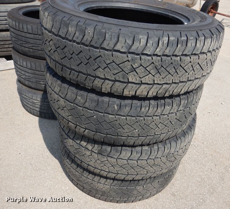 image for item NU9245 Approximately 35 tires