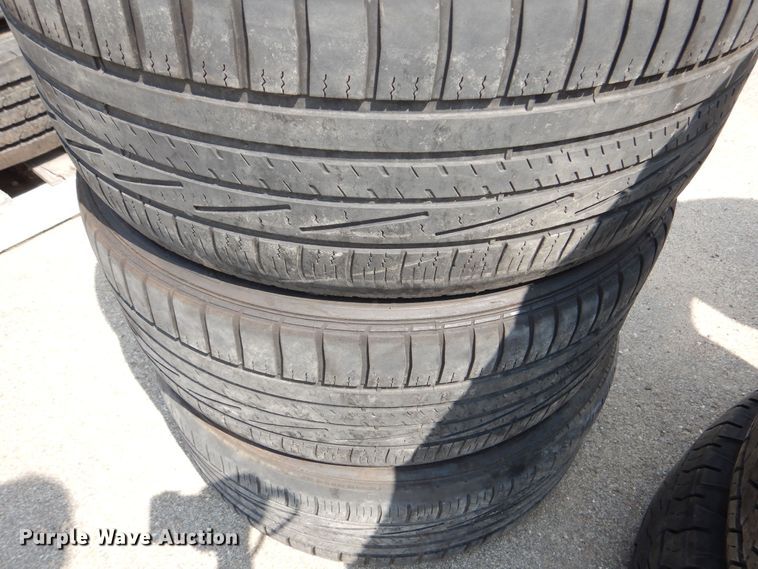 image for item NU9245 Approximately 35 tires