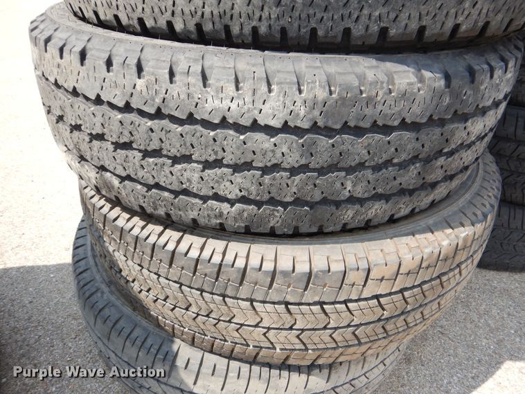 image for item NU9245 Approximately 35 tires