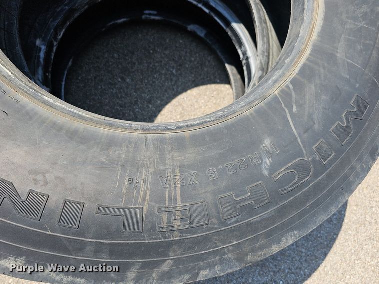 image for item NU9246 Approximately 30 tires
