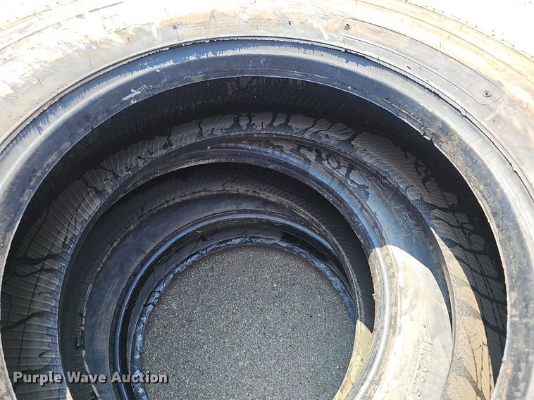 image for item NU9246 Approximately 30 tires