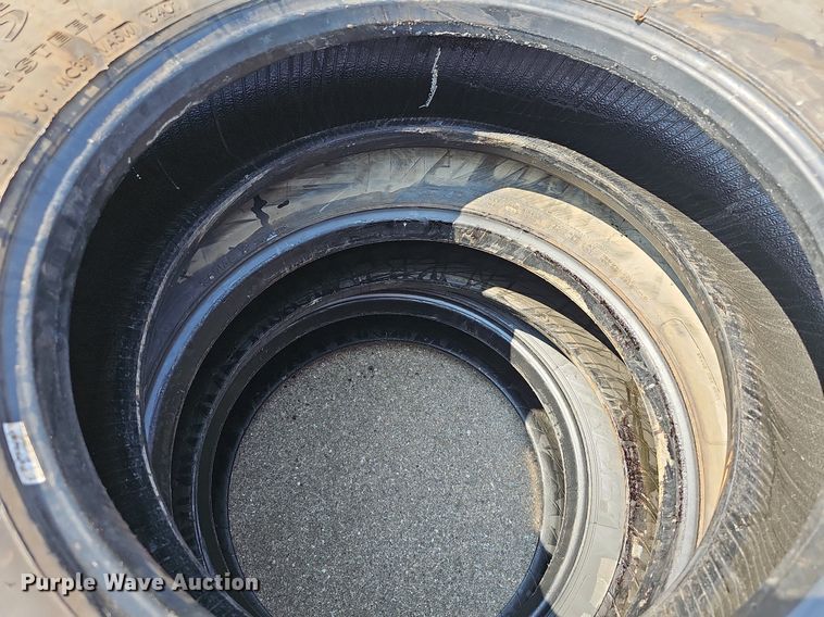 image for item NU9246 Approximately 30 tires