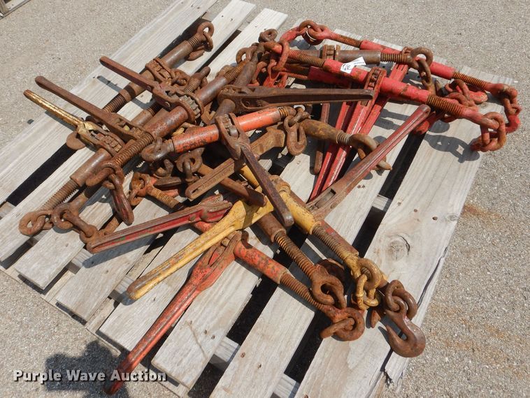 image for item NU9249 Approximately 15 ratchet binders