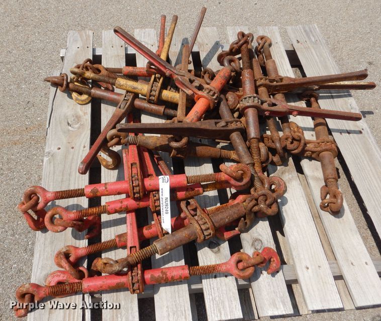 image for item NU9249 Approximately 15 ratchet binders