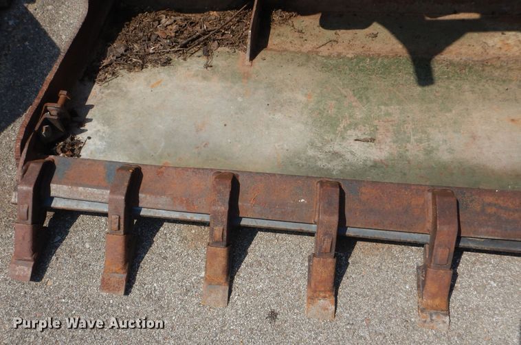 image for item NU9257 6' W skid steer grapple bucket