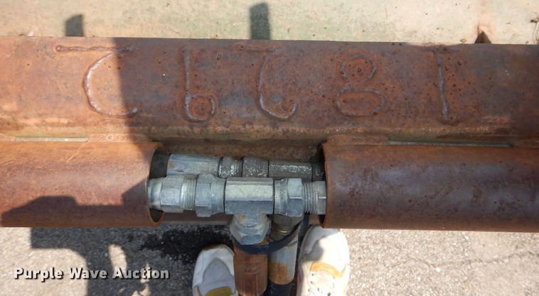 image for item NU9257 6' W skid steer grapple bucket