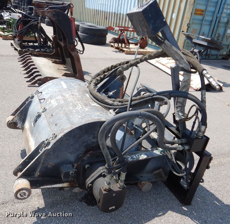 image for item NU9258 2003 Coneqtec Universal AP800 skid steer cold planer