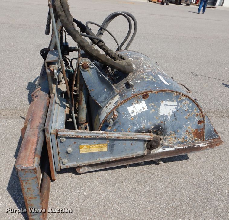 image for item NU9258 2003 Coneqtec Universal AP800 skid steer cold planer