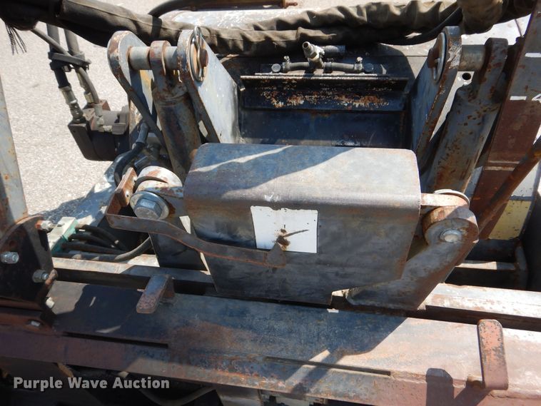 image for item NU9258 2003 Coneqtec Universal AP800 skid steer cold planer