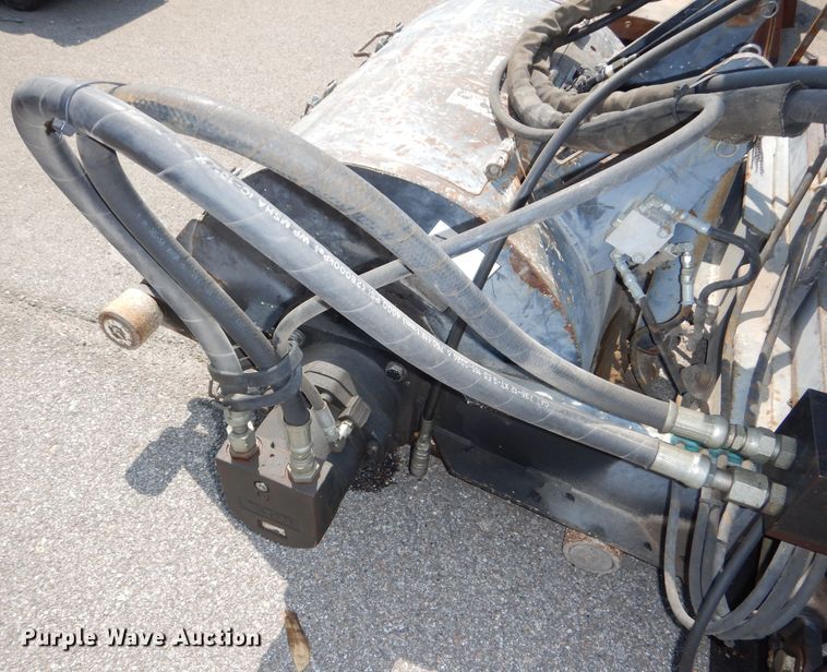 image for item NU9258 2003 Coneqtec Universal AP800 skid steer cold planer