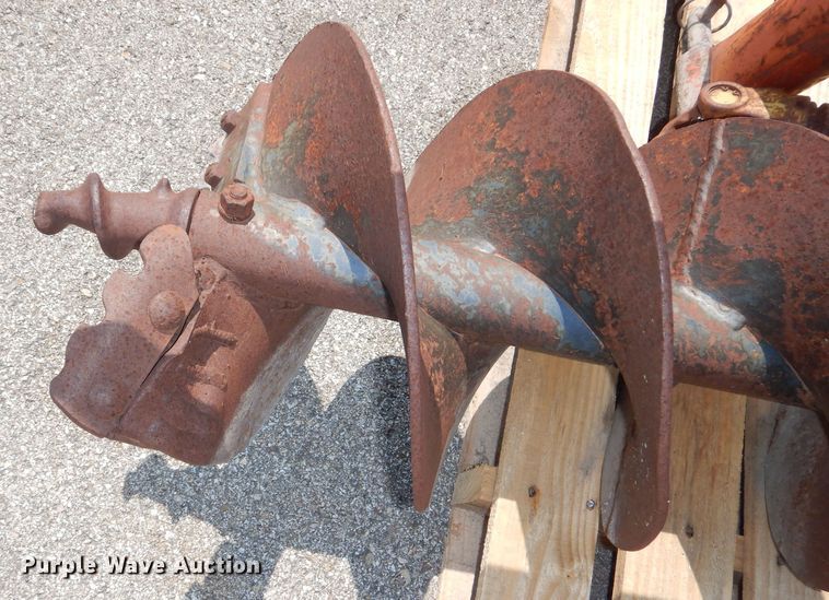 image for item NU9261 Rhino SPHD post hole auger