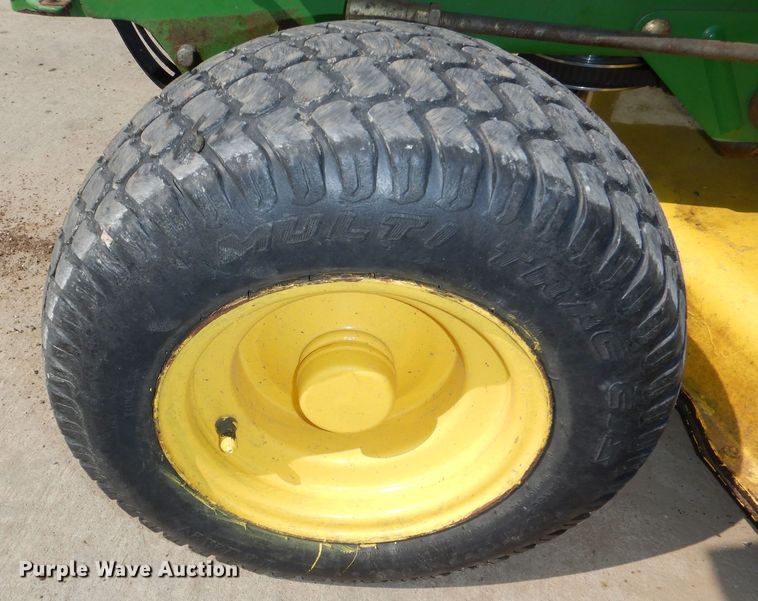 image for item NU9265 2000 John Deere 325 lawn mower