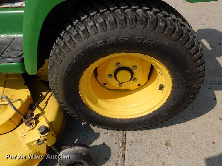 image for item NU9265 2000 John Deere 325 lawn mower