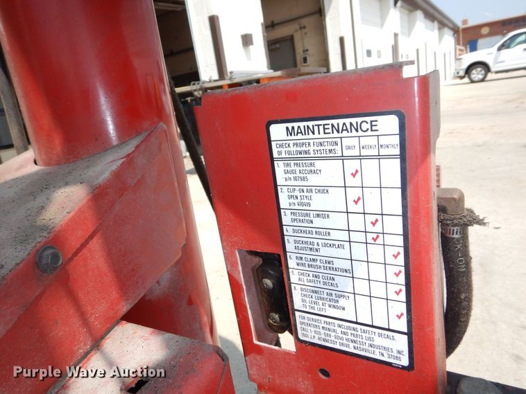 image for item NU9267 Coats Rim Clamp 7065AX tire machine