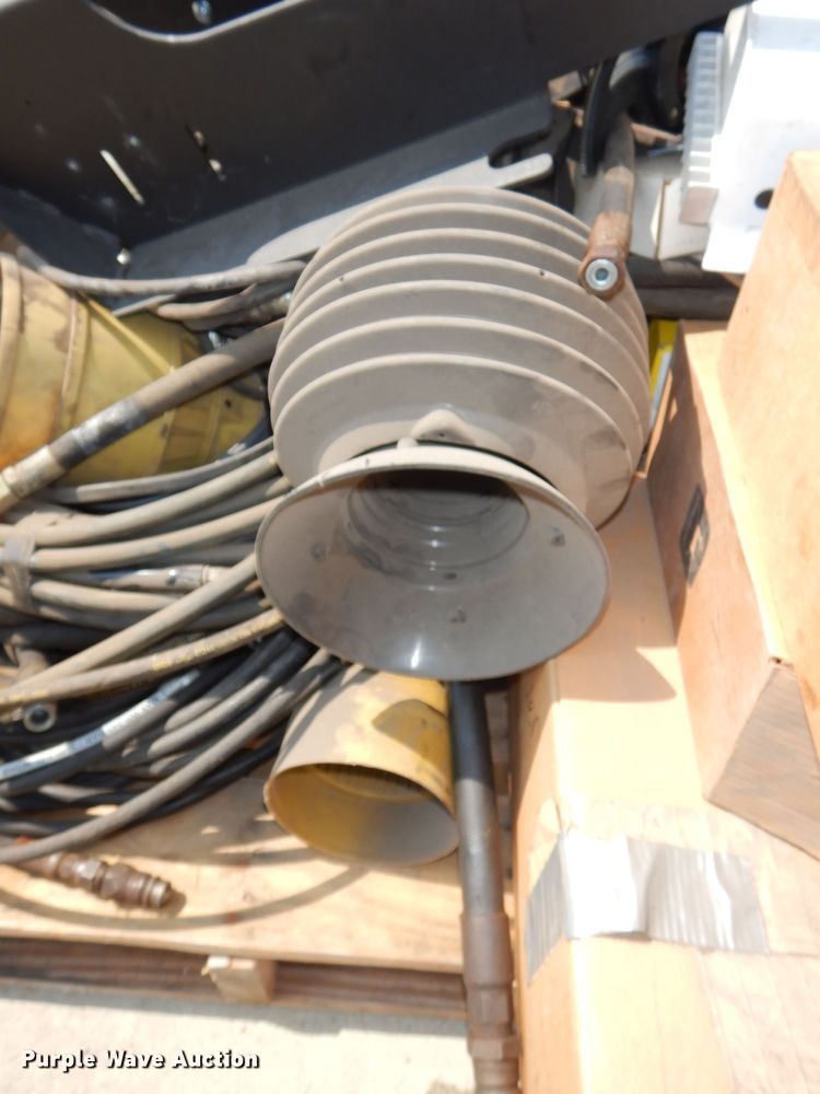 image for item NU9270 Tools